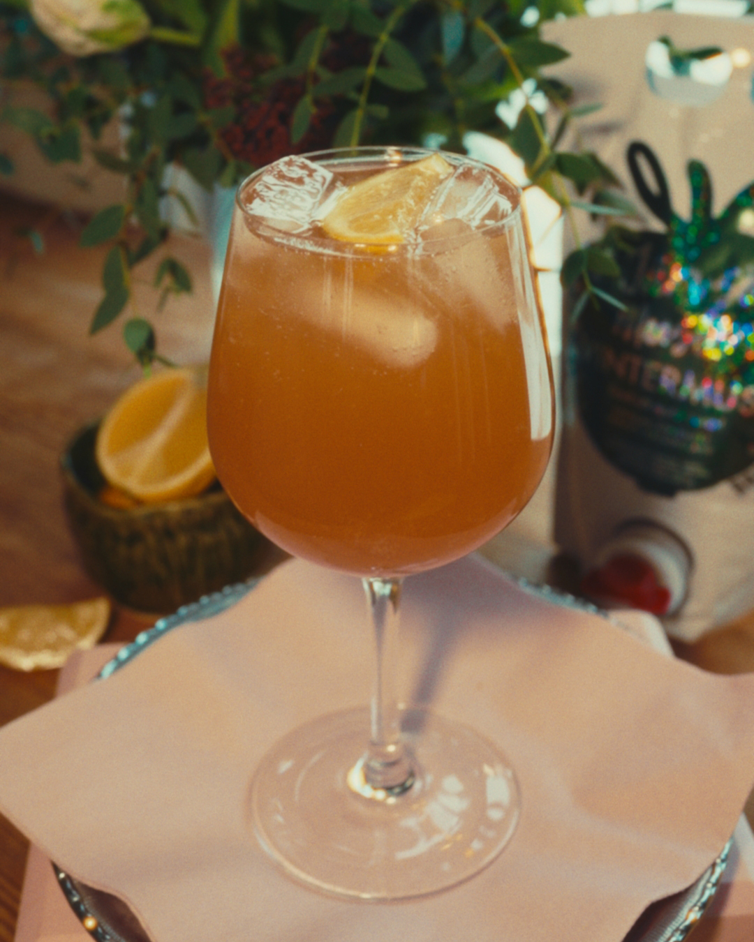 Vintermust glöggkryddad, 1,5L - Bild 2